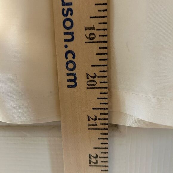 Ann Taylor 100% Silk Embroidered Cuff Sleeve Tunic White Blouse 10 New - Picture 8 of 10